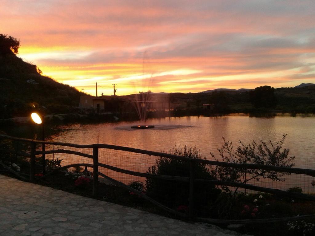 Ciuci'S Manor Villa Aragona Buitenkant foto
