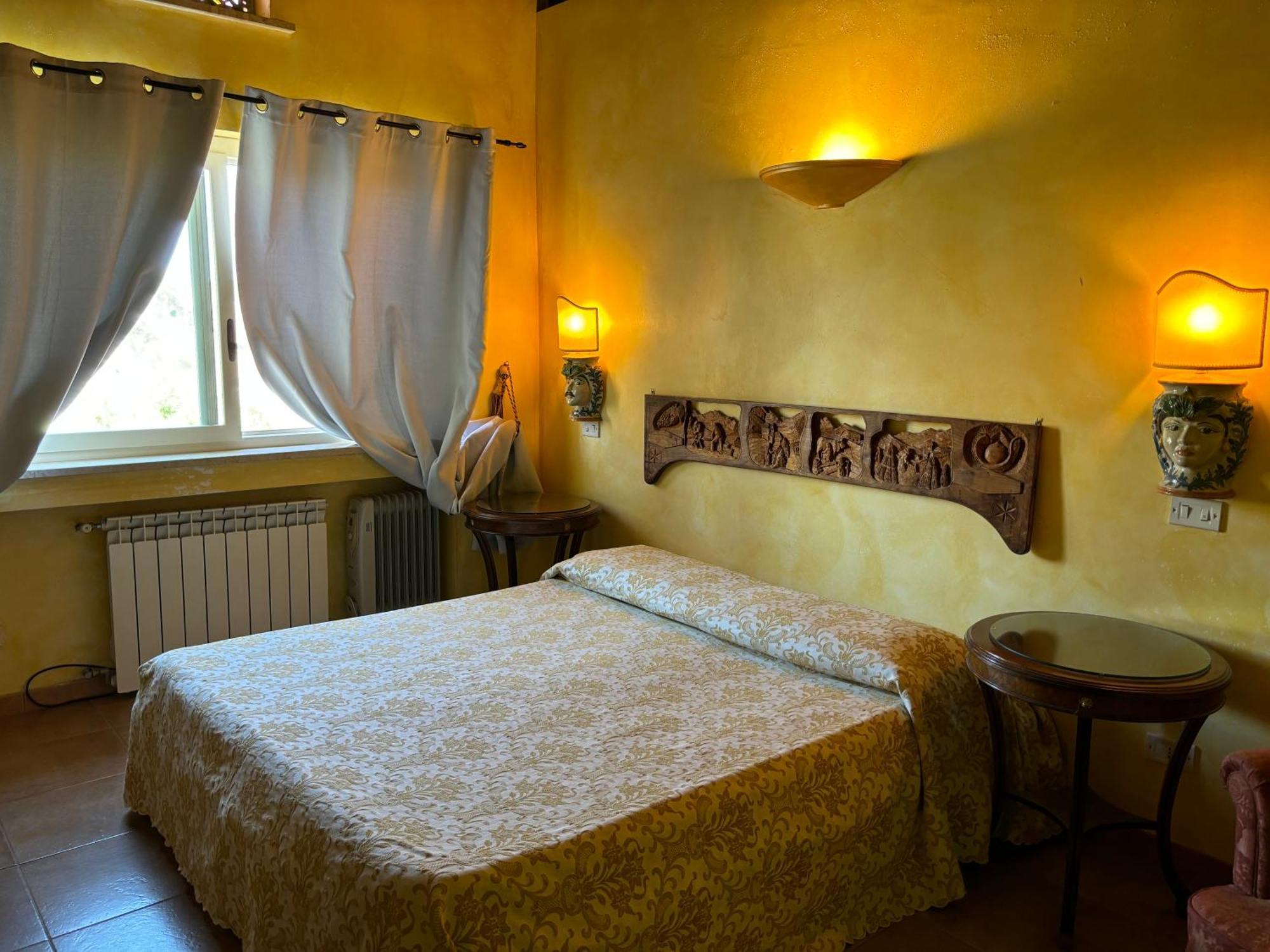 Ciuci'S Manor Villa Aragona Buitenkant foto